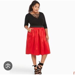 Torrid Red & Black Tulle Midi Skirt - Size 4 - 26/28 - NWT